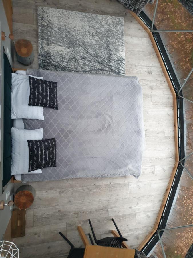 Hotel Podniebny Glamping Borsk Exterior foto