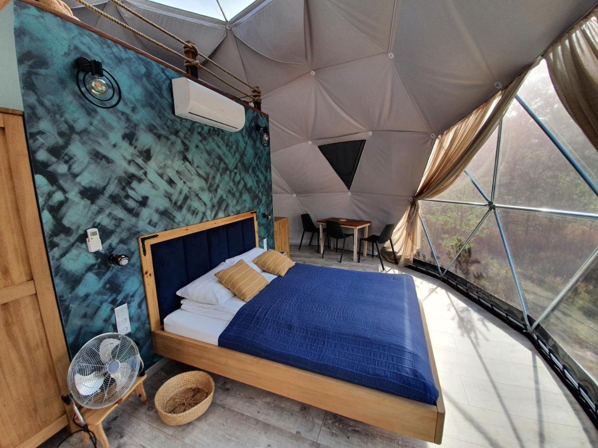 Hotel Podniebny Glamping Borsk Exterior foto
